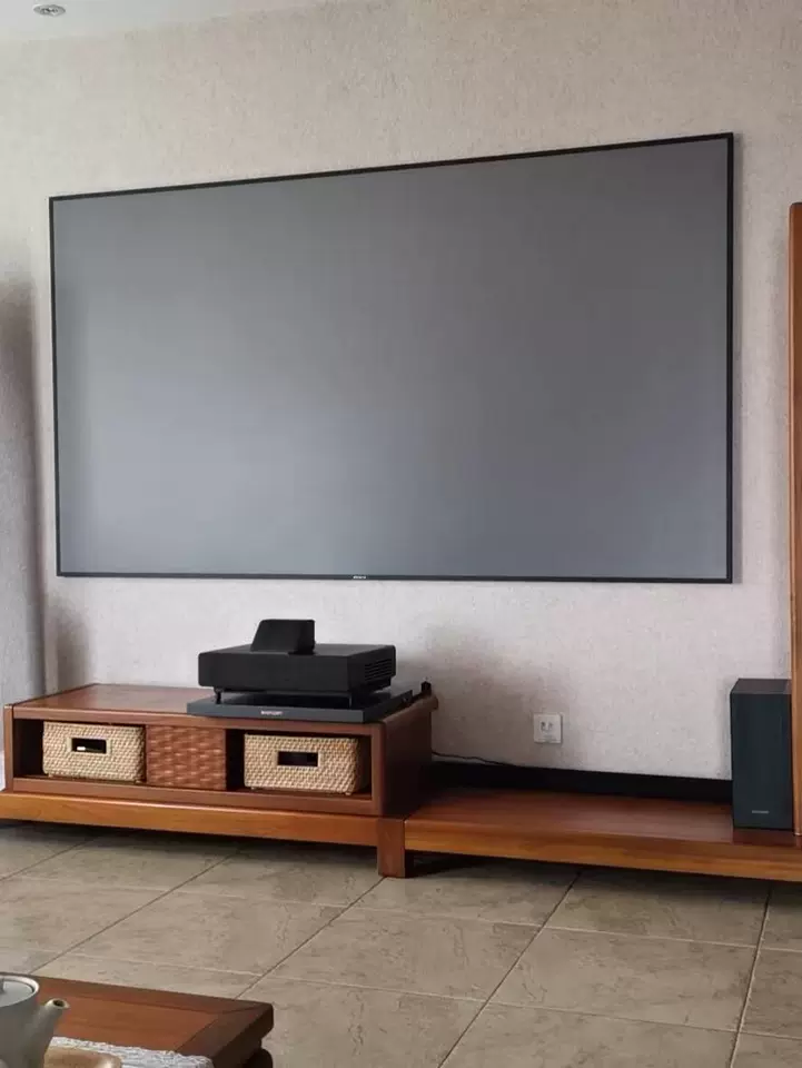 โปรเจคเตอร์สมาร์ททีวีสำหรับโรง - Smart Home Theater บทวิจารณ์และราคา